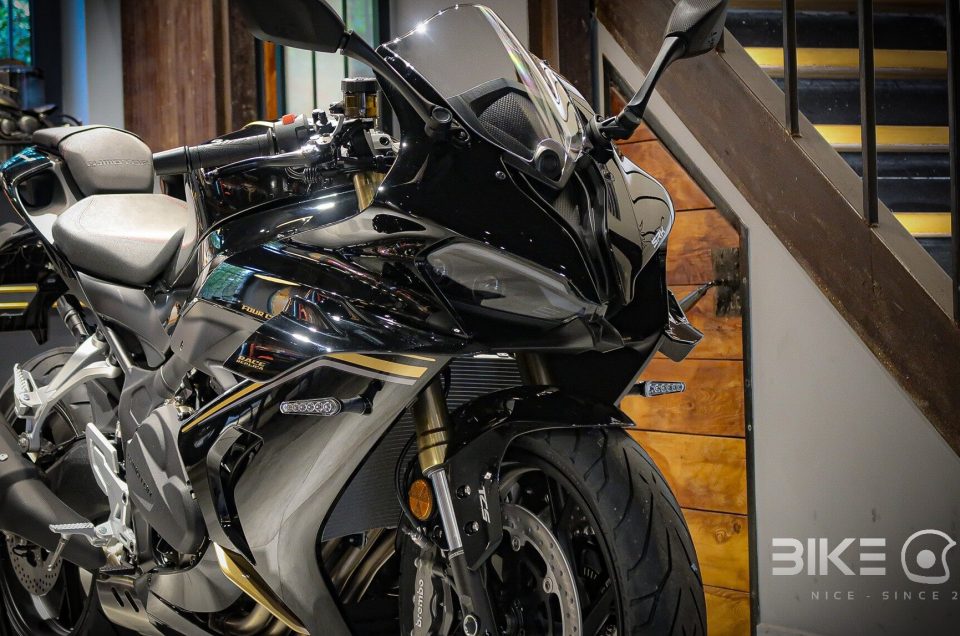 NOUVELLE QJ MOTOR SRK 800RR, LA SPORTIVE DOCILE