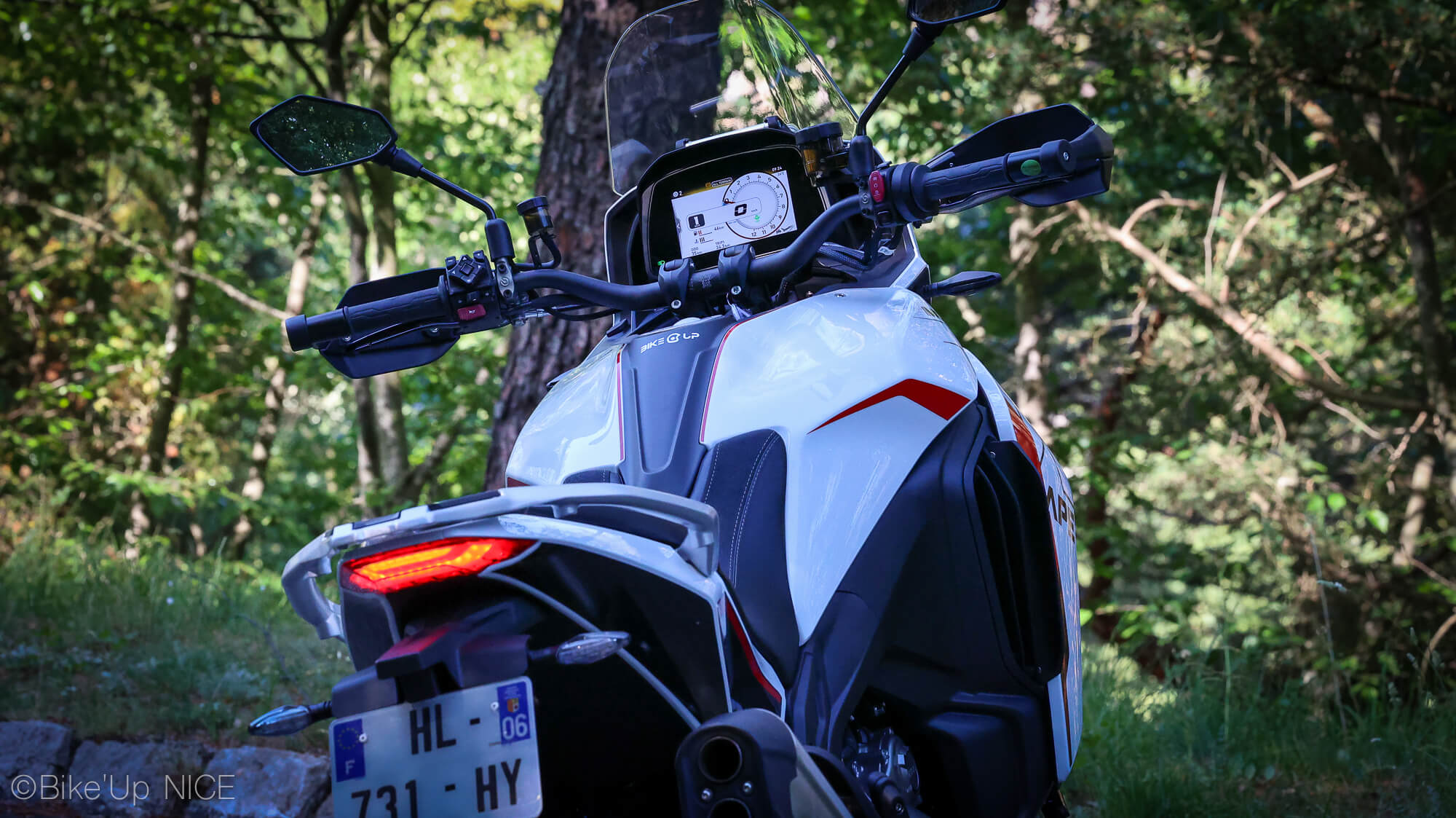 Moto Morini X-Cape 1200 détails