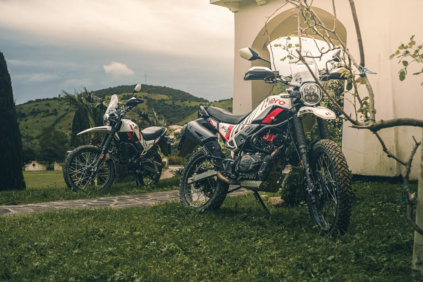 Motos Hero Xpulse 200 Pro, trail A2 à Nice